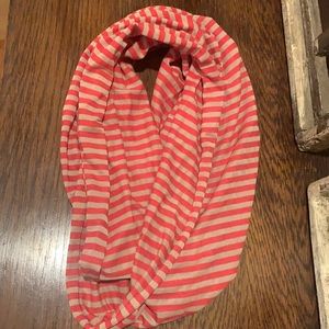 Red and tan Infiniti scarf